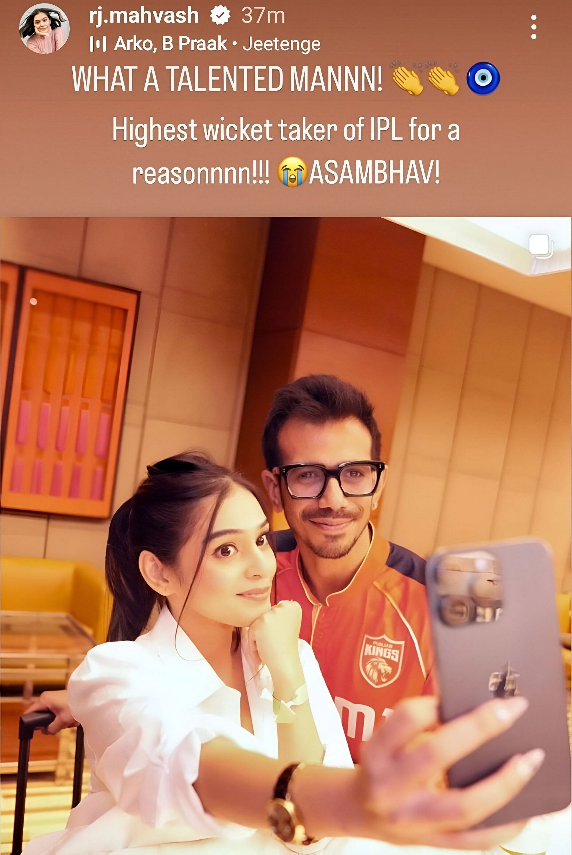 RJ Mahvash with Yuzvendra Chahal. Source - RJ Mahvash/IG)